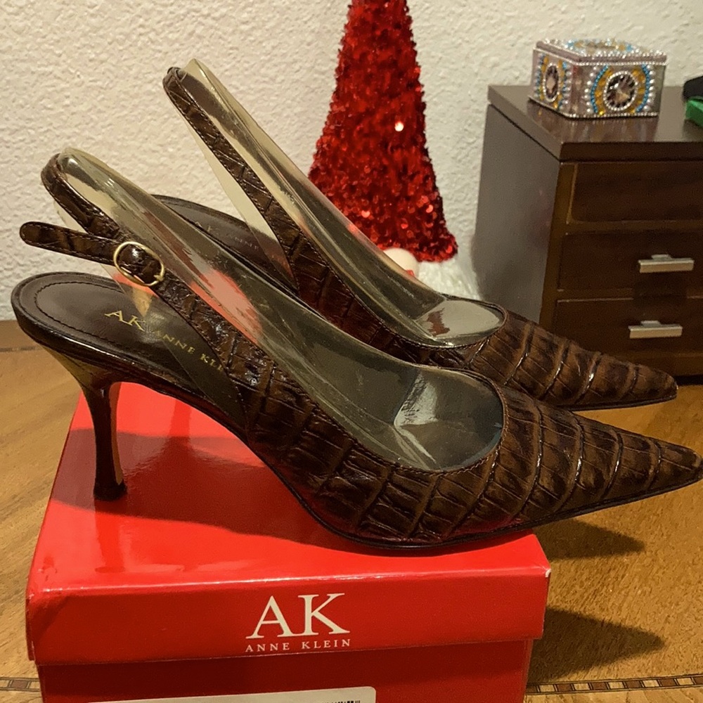 Anne Klein pumps